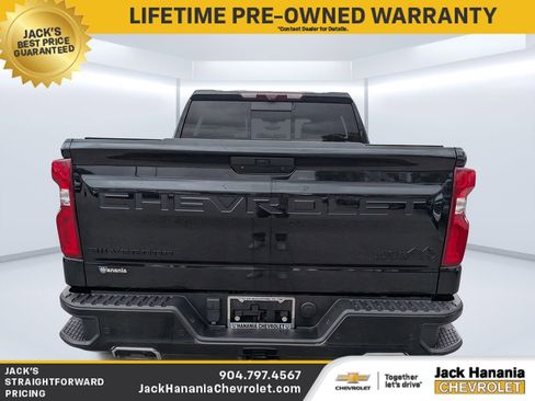 Used 2022 Chevrolet Silverado 1500 High Country w/ Technology Package image 4