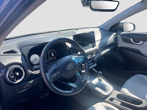 Used 2022 Hyundai Kona Limited w/ Cargo Package AWD/4WD image 9