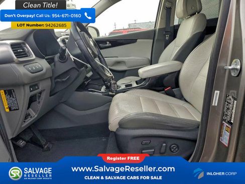 Used 2016 Kia Sorento SX image 9