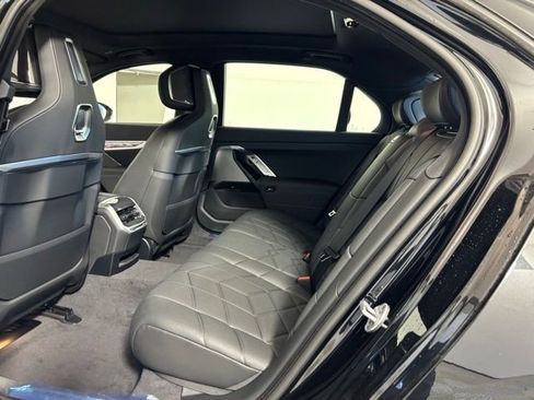 New 2026 BMW i7 xDrive60 w/ Executive Package AWD/4WD image 14