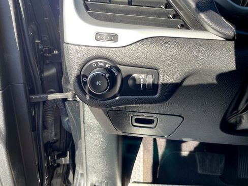 Used 2018 Jeep Cherokee Latitude image 16
