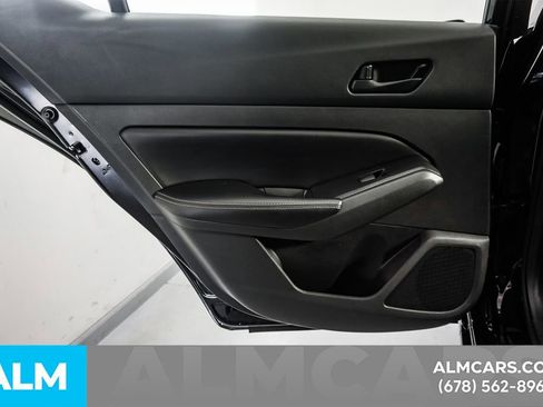 Used 2025 Nissan Altima 2.5 SV FWD image 48