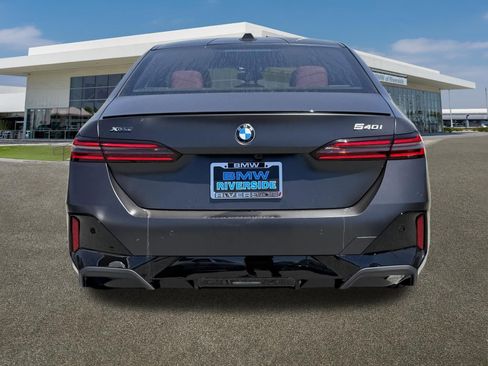New 2026 BMW 540i xDrive AWD/4WD image 9