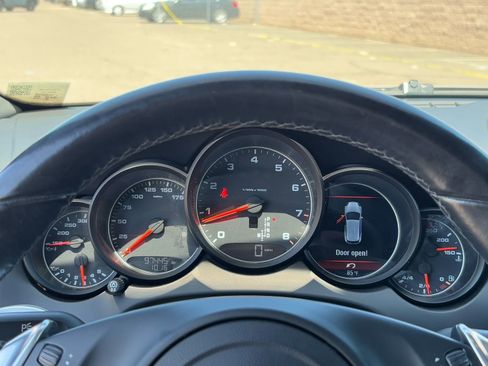 Used 2011 Porsche Cayenne AWD/4WD image 21
