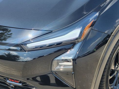 Used 2027 Chevrolet Bolt RS w/ Technology Package FWD image 11