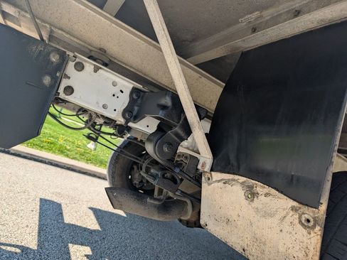 Used 2019 Ford Transit 250 138 RWD image 21