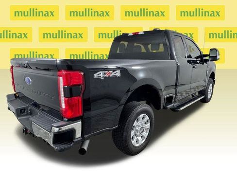 Certified 2023 Ford F250 XLT w/ 360-Degree Camera Package AWD/4WD image 4