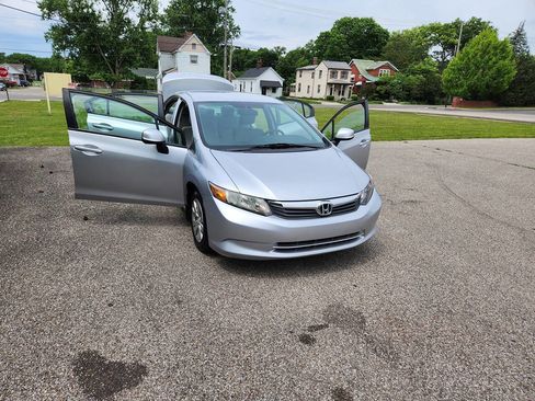 Used 2012 Honda Civic LX image 9