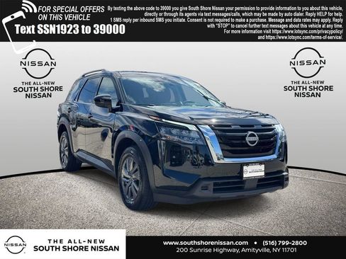 Used 2025 Nissan Pathfinder SV AWD/4WD image 1