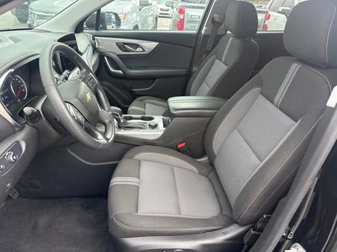 Used 2024 Chevrolet Blazer LT w/ Convenience Package FWD image 12