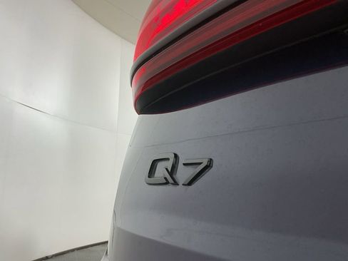 Used 2023 Audi Q7 2.0T Premium Plus w/ Premium Plus Package image 30