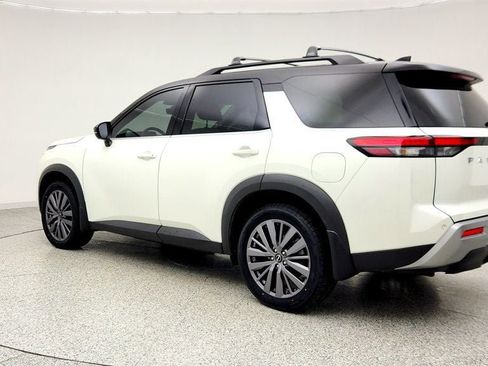 Used 2023 Nissan Pathfinder SL w/ SL Premium Package image 7