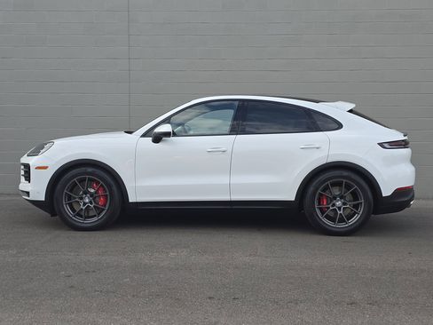 New 2026 Porsche Cayenne S image 2