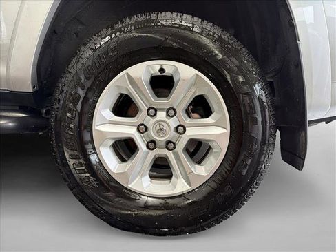 Certified 2024 Toyota 4Runner SR5 Premium image 9