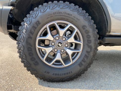 Used 2025 Ford Bronco Badlands AWD/4WD image 27