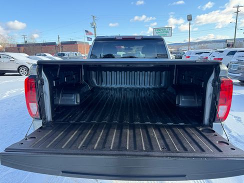 Used 2019 GMC Sierra 1500 SLE w/ SLE Value Package image 12
