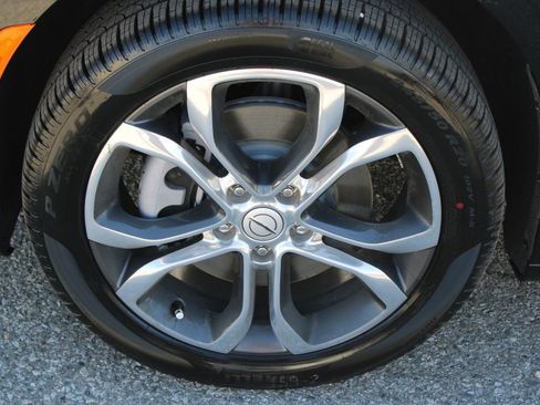 New 2026 Chrysler Pacifica Pinnacle image 8