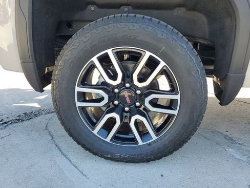 New 2026 GMC Sierra 1500 AT4 w/ AT4 Premium Package AWD/4WD image 6