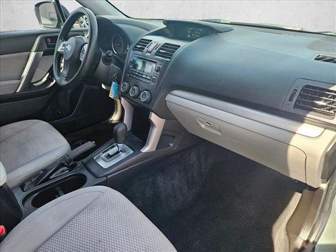 Used 2015 Subaru Forester 2.5i w/ Alloy Wheel Package image 20