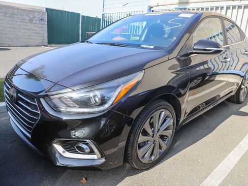 Used 2018 Hyundai Accent Limited image 1