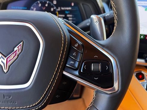 Used 2021 Chevrolet Corvette Stingray Premium Cpe w/ Z51 Performance Package RWD image 18