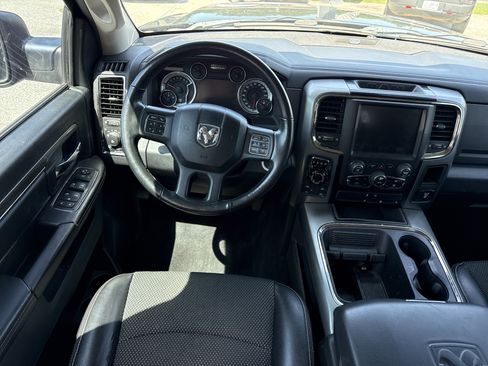 Used 2017 RAM 1500 Sport w/ Black Ram 1500 Sport Group AWD/4WD image 11