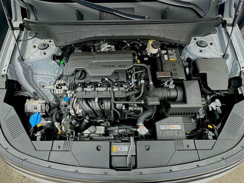 New 2025 Hyundai Kona SEL FWD image 9