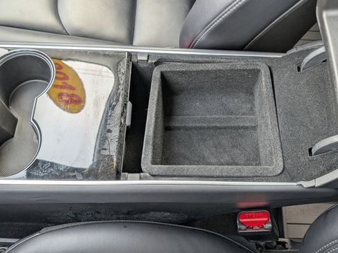 Used 2018 Tesla Model 3 Long Range image 31