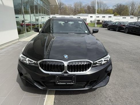 New 2025 BMW 330i xDrive Sedan w/ Convenience Package image 4