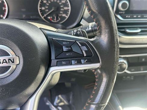 Certified 2022 Nissan Altima 2.5 SR image 22