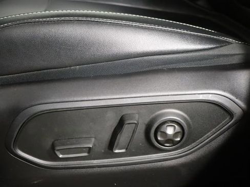 Used 2023 Jeep Grand Cherokee Limited w/ Black Appearance Package AWD/4WD image 24