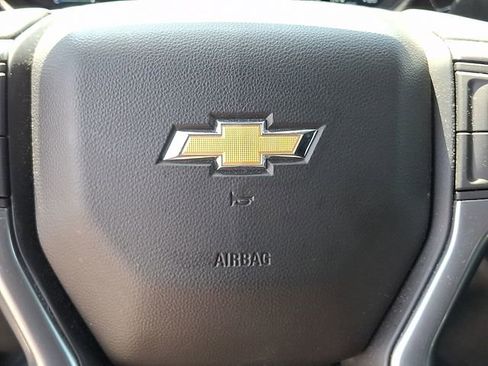 Used 2023 Chevrolet Silverado 1500 LT image 30