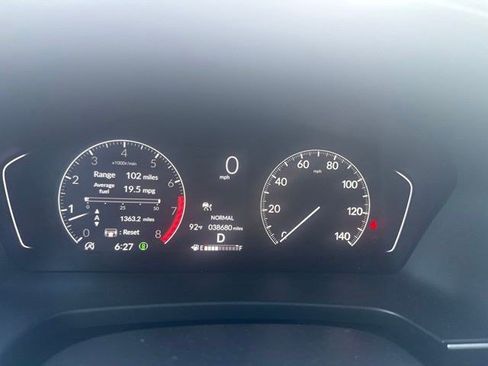 Used 2025 Honda Pilot Sport image 18