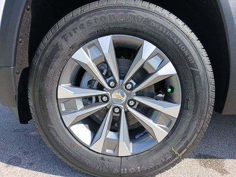 New 2026 Chevrolet Equinox LT image 9