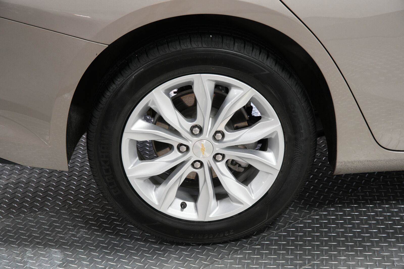 Certified 2024 Chevrolet Malibu LT FWD image 25