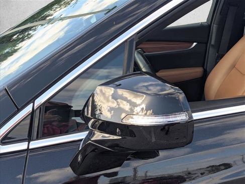 Used 2023 Cadillac XT5 Premium Luxury image 12