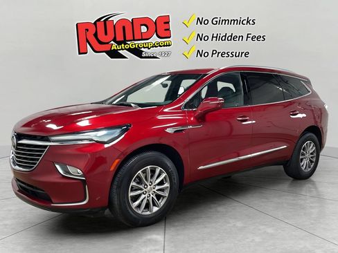 Used 2024 Buick Enclave Premium FWD image 1