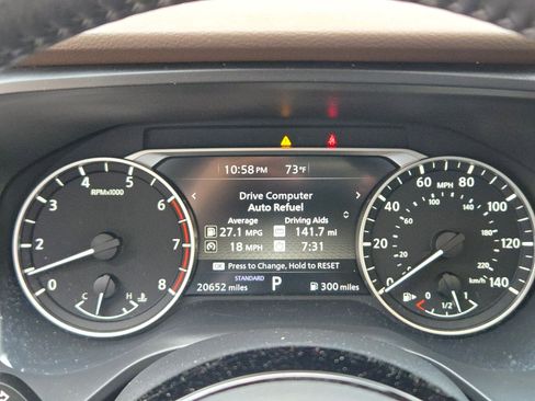 Used 2023 Nissan Rogue SV w/ SV Premium B Package FWD image 11