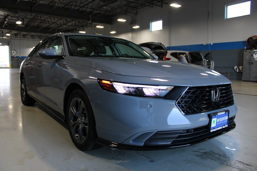 Used 2024 Honda Accord EX-L image 3