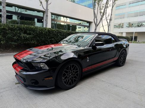 Used 2013 Ford Mustang Shelby GT500 image 34