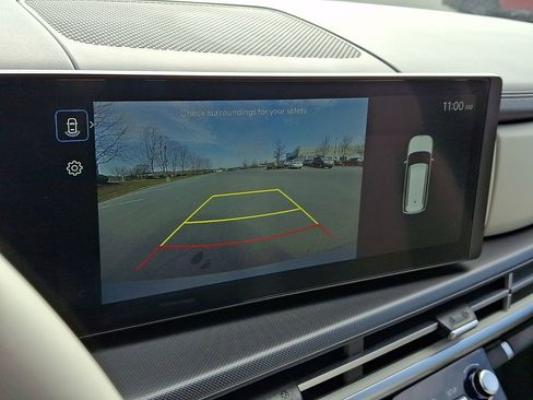 Used 2024 Hyundai Santa Fe SEL image 3