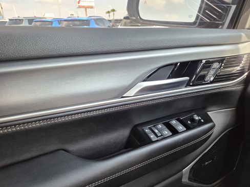 New 2026 Jeep Grand Wagoneer Limited AWD/4WD image 48