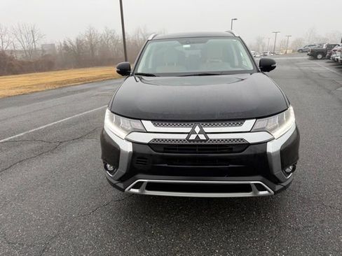 Used 2019 Mitsubishi Outlander GT image 2
