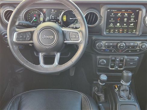 Used 2023 Jeep Wrangler Unlimited Sahara w/ Cold Weather Group image 25