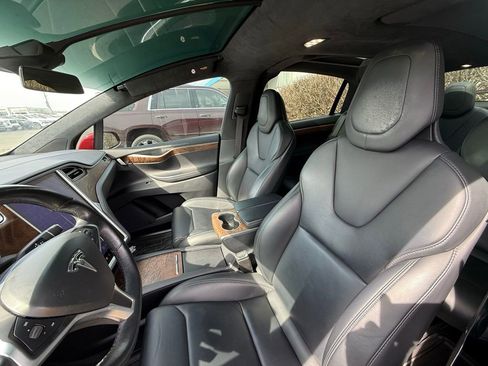 Used 2017 Tesla Model X 100D image 10