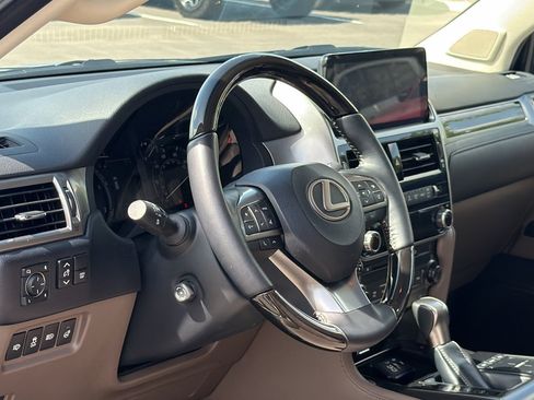 Used 2023 Lexus GX 460 Premium w/ Premium Plus Package AWD/4WD image 13