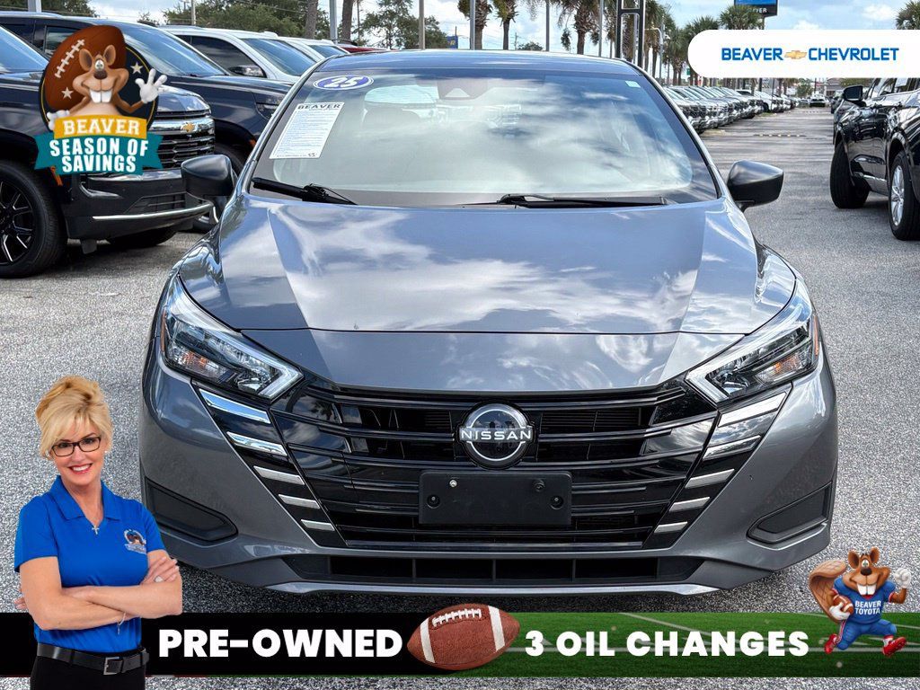 Used 2025 Nissan Versa S FWD image 3