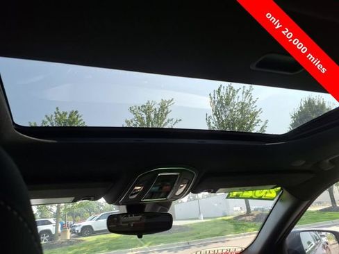 Certified 2024 Jeep Grand Cherokee Laredo X image 13