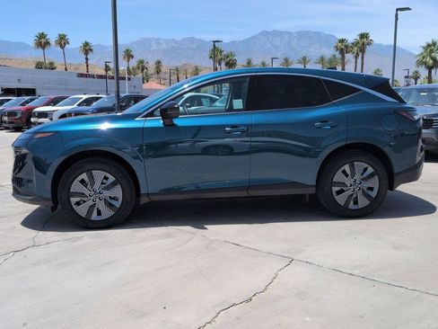 Used 2025 Nissan Murano SL w/ Cargo Package AWD/4WD image 3