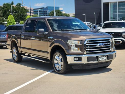 Used 2016 Ford F150 XLT w/ Equipment Group 301A Mid RWD image 3